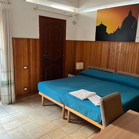Domus Getsemani Bed and Breakfast Rome Buitenkant foto